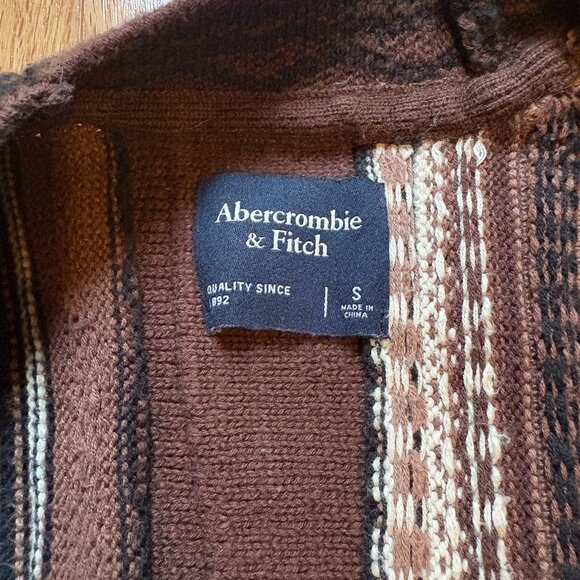 Abercrombie & Fitch Jacquard Stripe Knit Cardigan - Picture 3 of 3